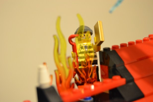 Afinal, o cidadão era um desonesto ladrão que se escondeu numa casa em ruínas!